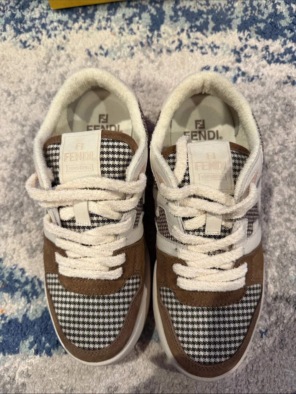 Fendi Kids Brown & Cream Check Leather Sneakers brand new size 8 men
